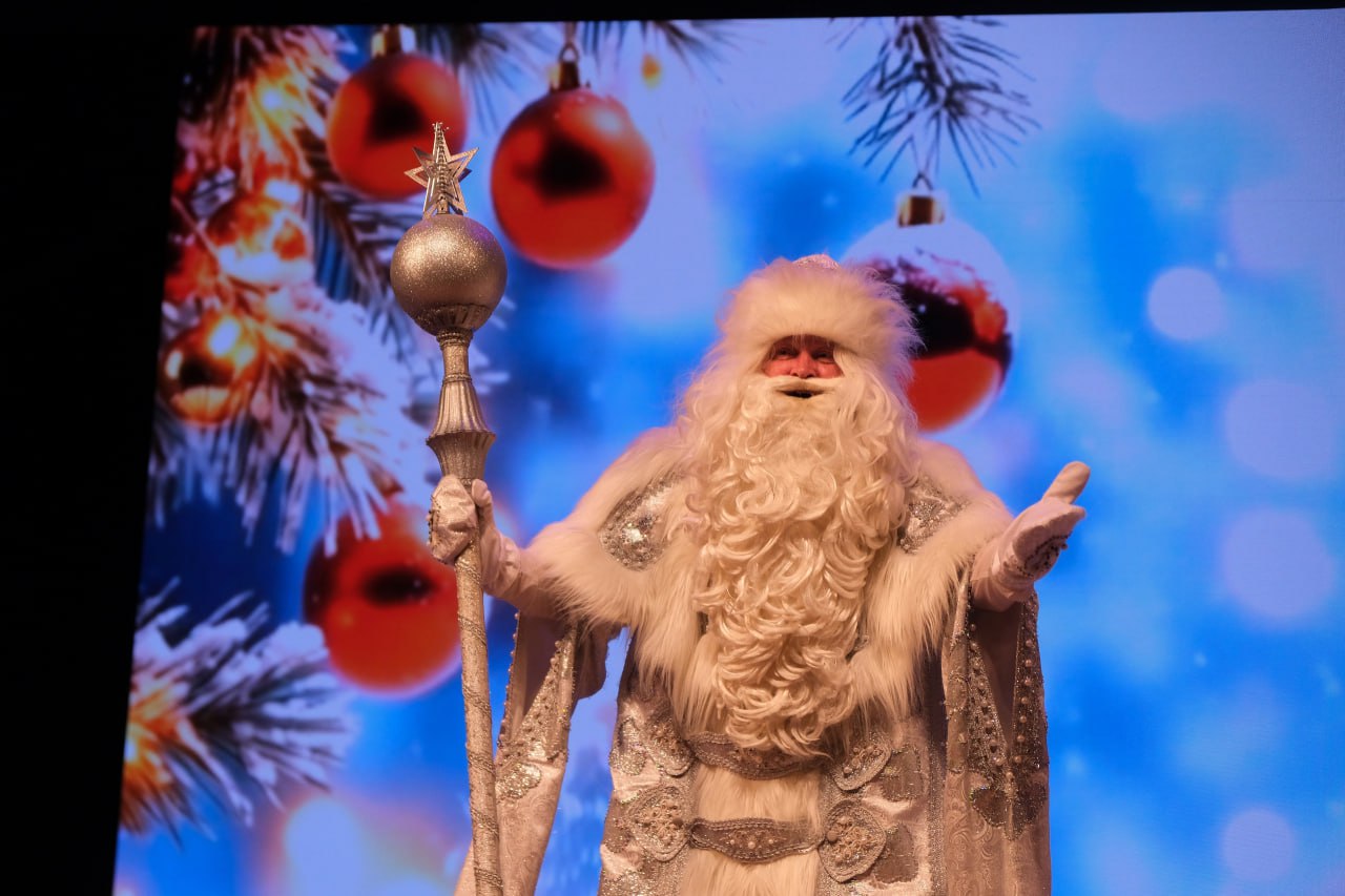 Новогоднее представление в ГДК Новогоднее представление в ГДК