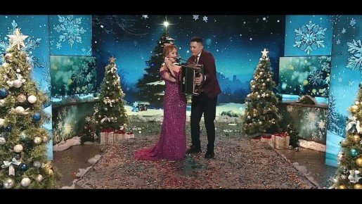 Любимые песни в новогоднем вечере «Поем все вместе!»