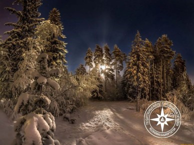 Помощь спасателей потребовалась двум отдыхающим