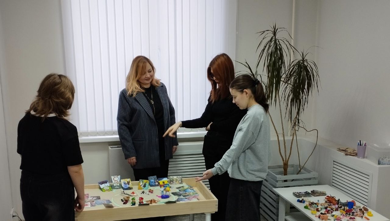 3 января в Центральном филиале Республиканского молодежного психологического центра состоялось увлекательное тренинговое занятие для подростков «Колесо баланса» 3 января в Центральном филиале Республиканского молодежного психологического центра состоялось увлекательное тренинговое занятие для подростков «Колесо баланса»