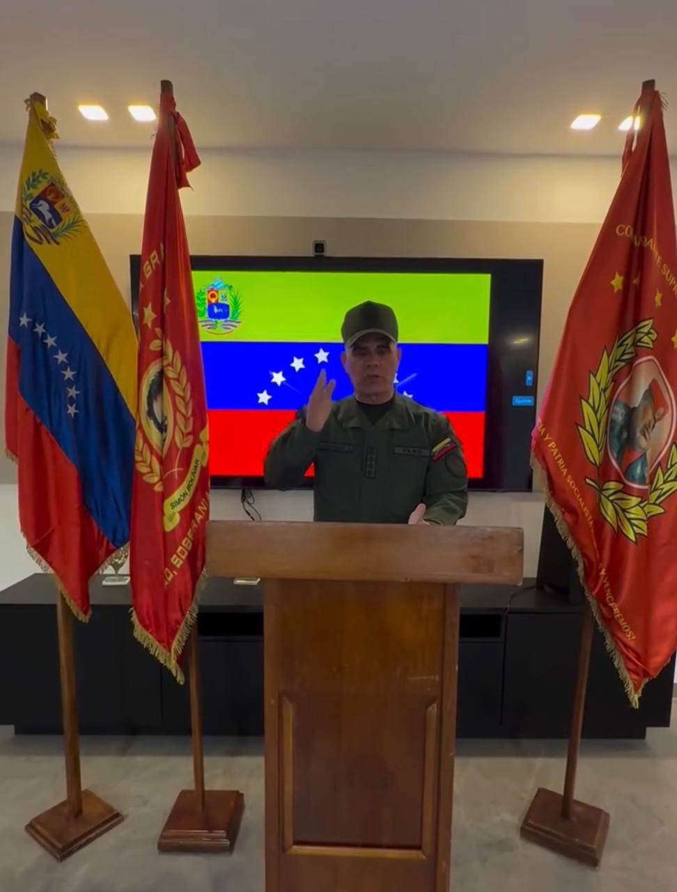 Министр обороны жив, российское посольство не пострадало