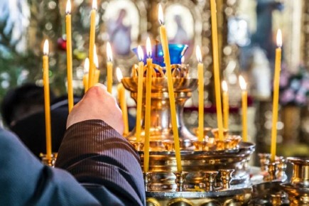 В храмах Уфы состоялись праздничные богослужения в честь Рождества Христова