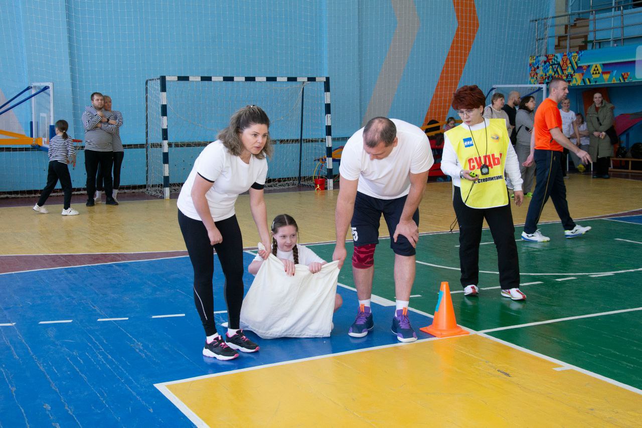 В Стерлитамаке определили победителей «Новогодних семейных игр» В Стерлитамаке определили победителей «Новогодних семейных игр»