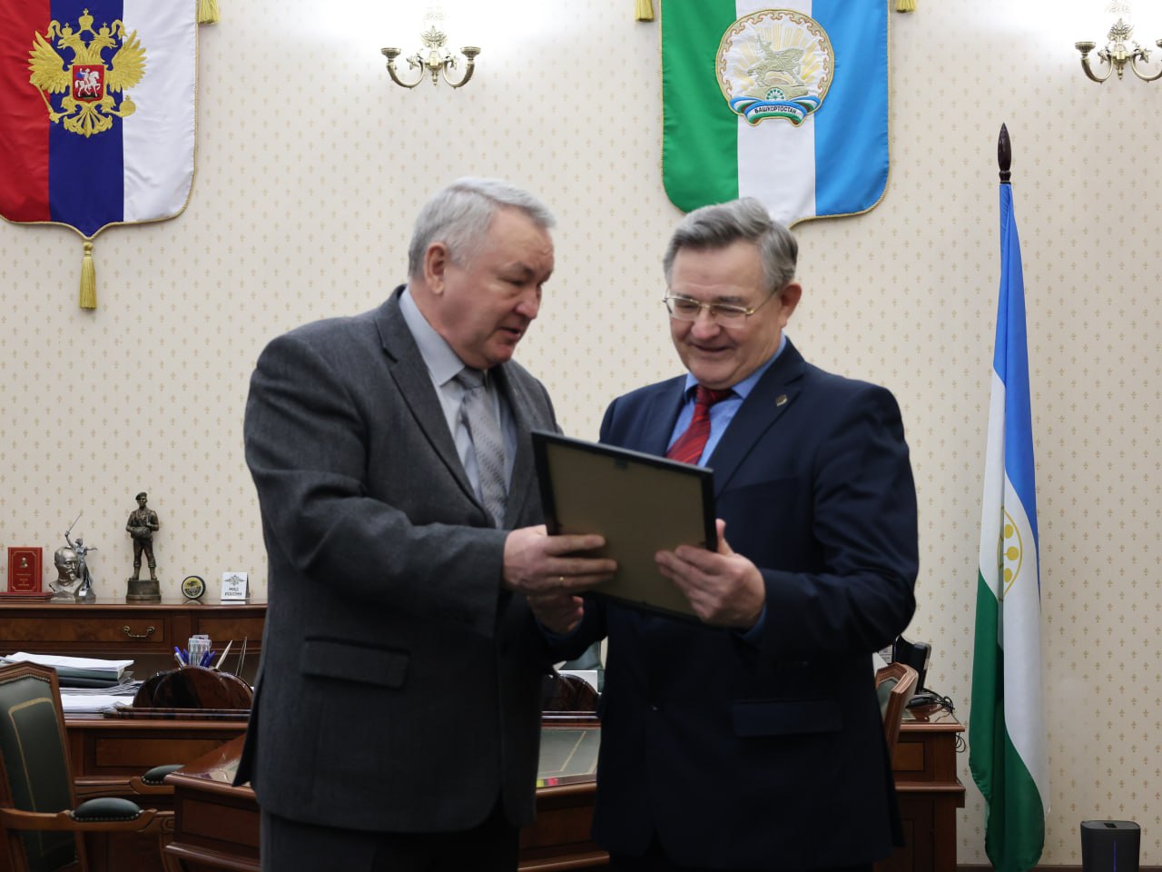 Ветерану МВД Башкортостана Геннадию Липатову исполнилось 75 лет Ветерану МВД Башкортостана Геннадию Липатову исполнилось 75 лет