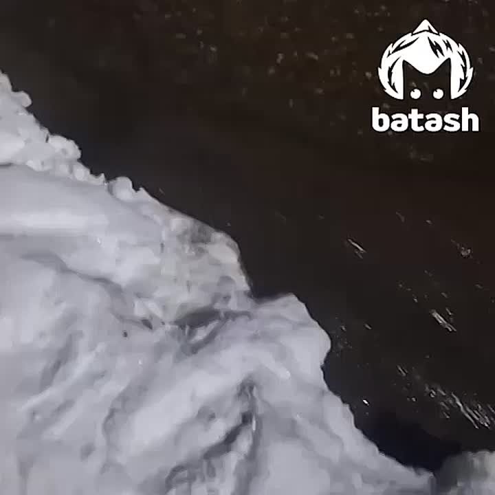 Ультраскользский каток появился во дворе в Дёме