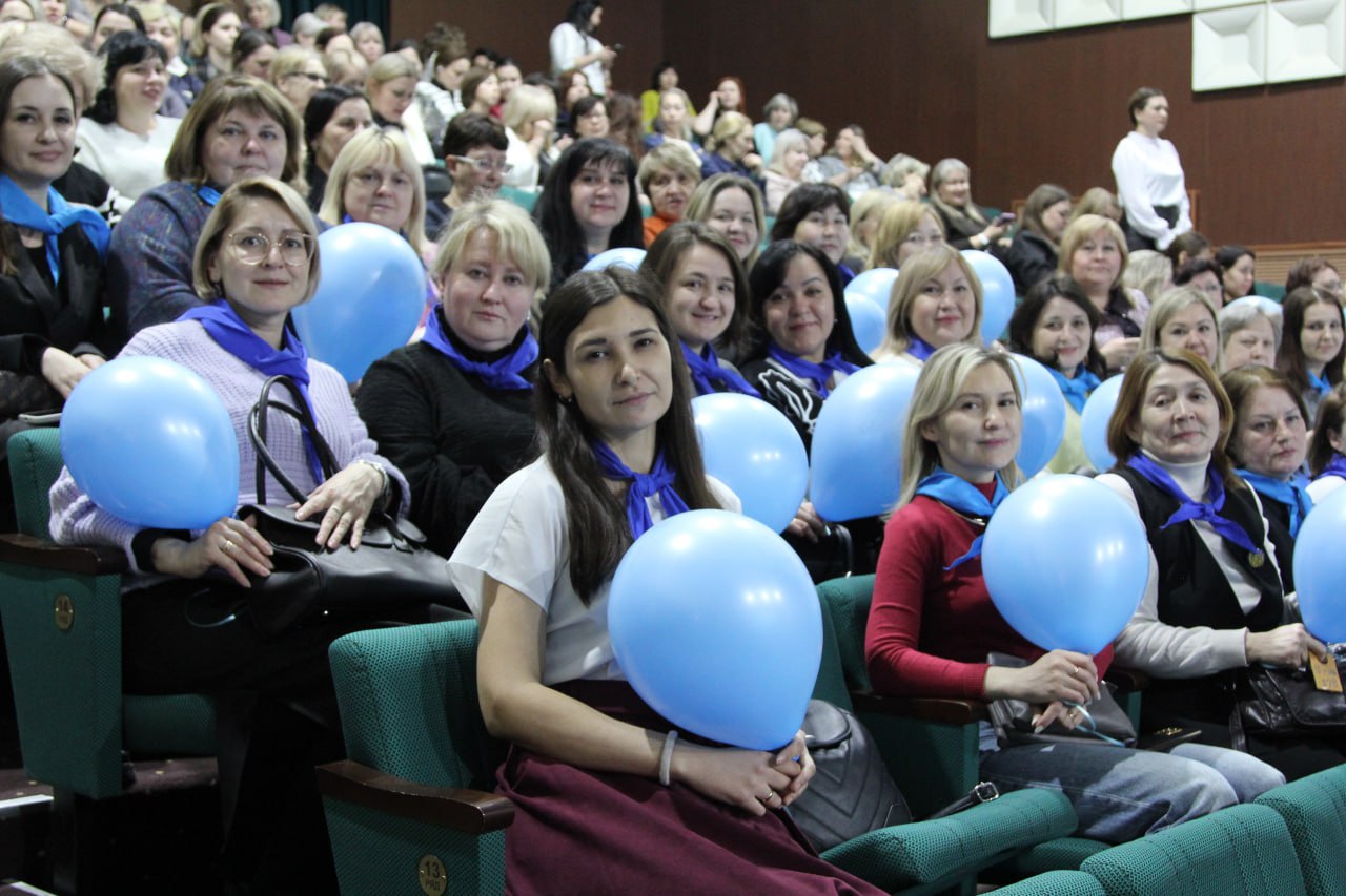 Профессионализм, творчество, преданность Профессионализм, творчество, преданность