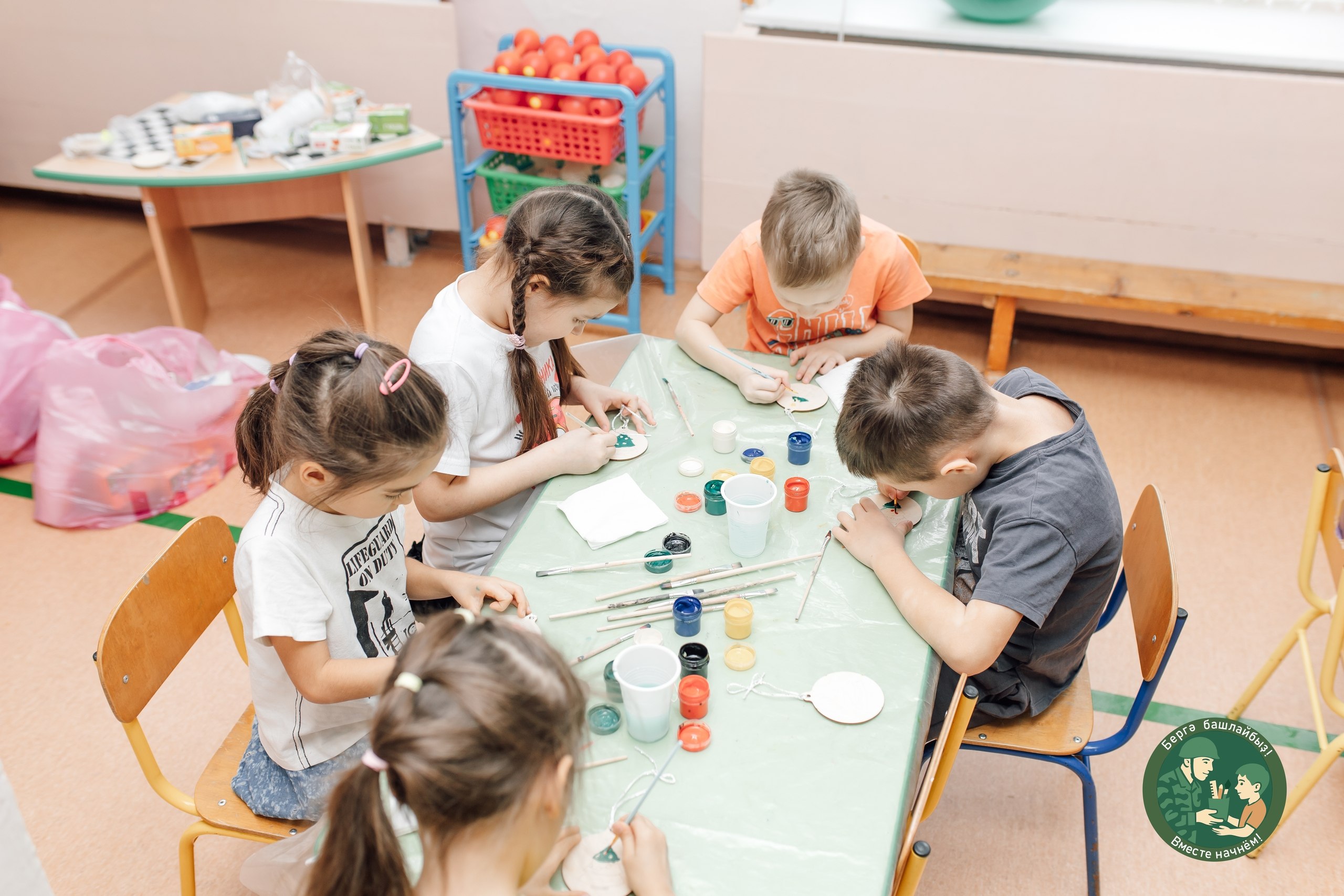 Добро с передовой. Участник СВО из Стерлитамака с позывным «Киндер» организовал проект «Вместе начнем!» - «Берг башлайбы!» Добро с передовой. Участник СВО из Стерлитамака с позывным «Киндер» организовал проект «Вместе начнем!» - «Берг башлайбы!»