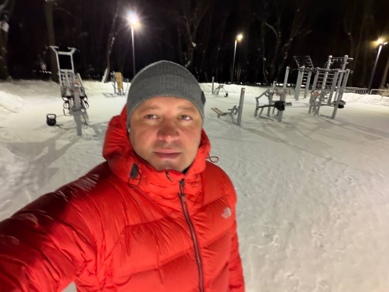 Ратмир Мавлиев: Доброе утро ! -14 прохладно !