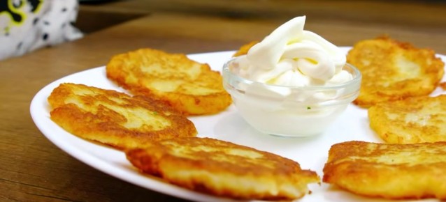 Дедушкины картофельные драники без яиц и муки — простой домашний вариант