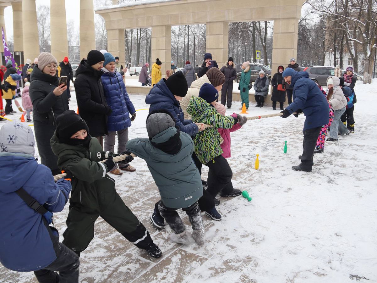 С национальным колоритом . 31 января в уфимском парке культуры и отдыха Нефтехимиков прошел фестиваль «Тулуп ФЕСТ», посвященный Году единства народов России и Году большой и дружной семьи в РБ Главная особенность яркого... С национальным колоритом . 31 января в уфимском парке культуры и отдыха Нефтехимиков прошел фестиваль «Тулуп ФЕСТ», посвященный Году единства народов России и Году большой и дружной семьи в РБ Главная особенность яркого...