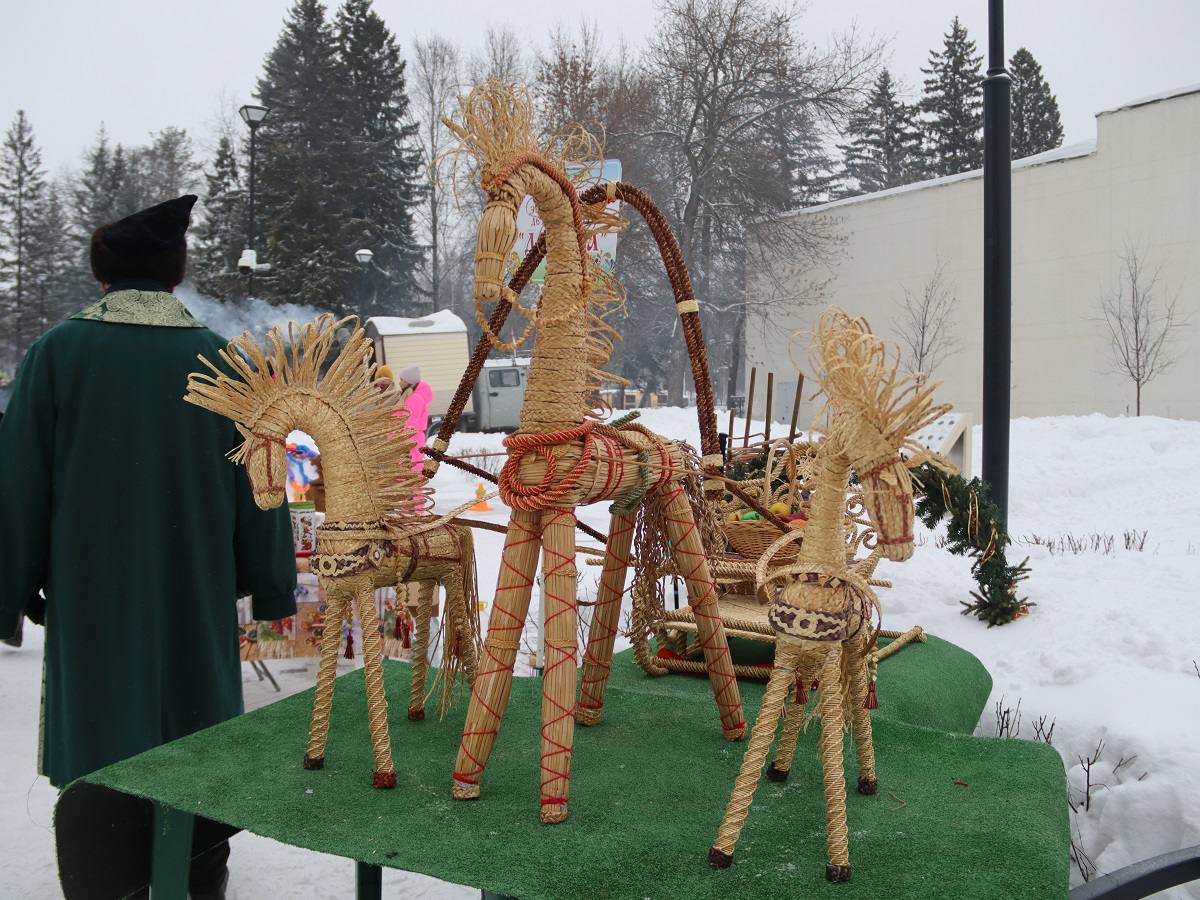 С национальным колоритом . 31 января в уфимском парке культуры и отдыха Нефтехимиков прошел фестиваль «Тулуп ФЕСТ», посвященный Году единства народов России и Году большой и дружной семьи в РБ Главная особенность яркого... С национальным колоритом . 31 января в уфимском парке культуры и отдыха Нефтехимиков прошел фестиваль «Тулуп ФЕСТ», посвященный Году единства народов России и Году большой и дружной семьи в РБ Главная особенность яркого...