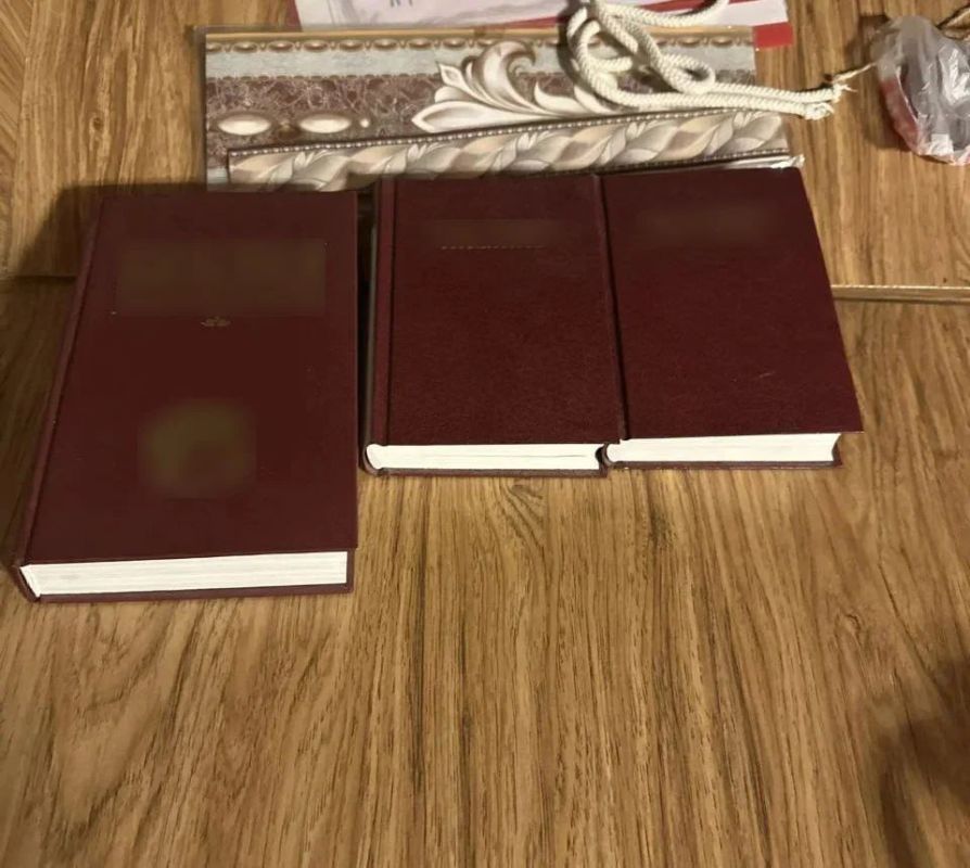 Семейная пара вербовала уфимцев в экстремистские и запрещённые "Свидетели Иеговы"