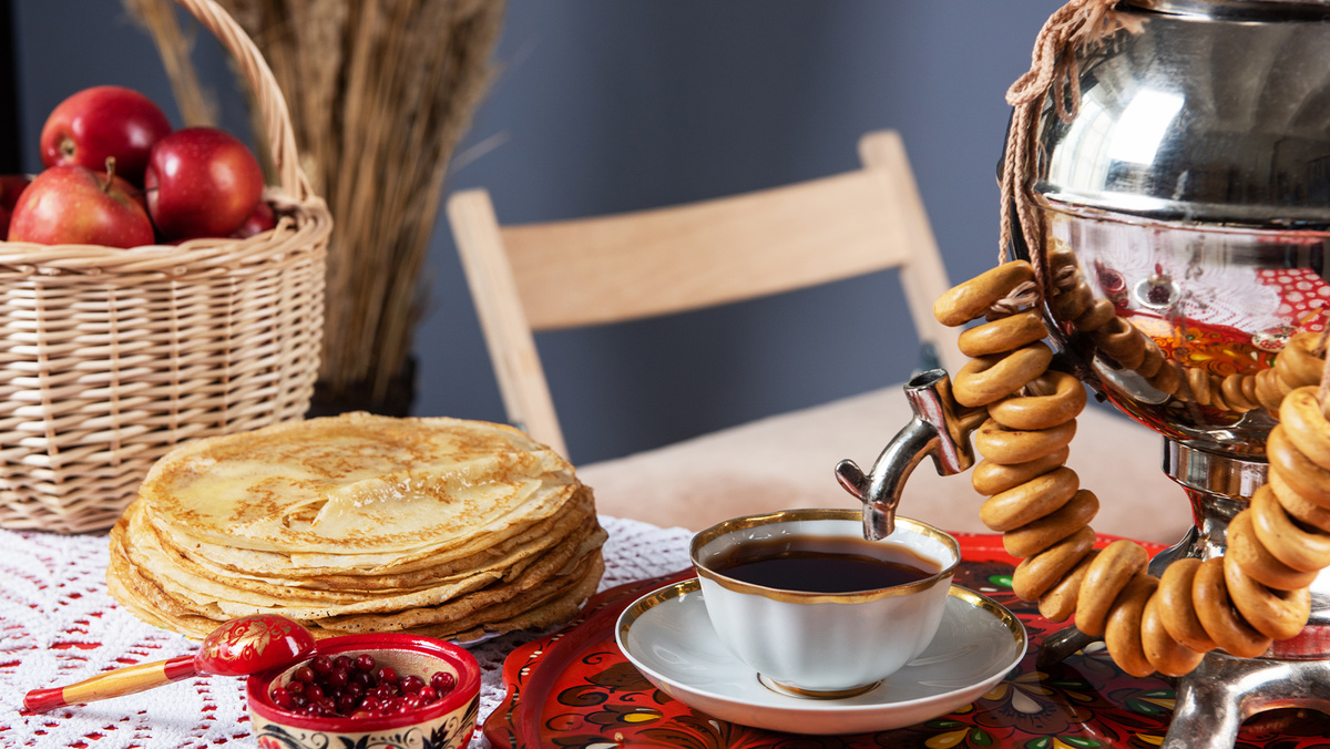 Как в Суздале собирались тысячи людей на самом большом чаепитии