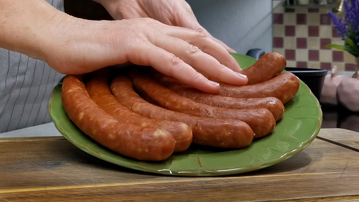 Как заменить мясо в плове на колбасу и удивить родных