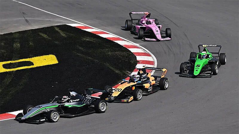 F1 Academy ���������� ���������� ��������� � ������������ ����������� � ��������� �1