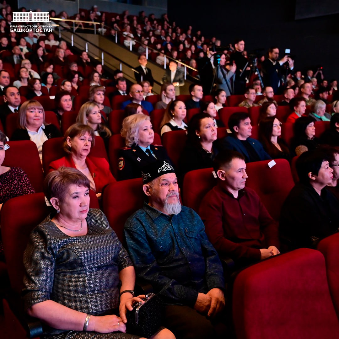 Андрей Назаров подвел итоги развития Сибая за 2025 год Андрей Назаров подвел итоги развития Сибая за 2025 год