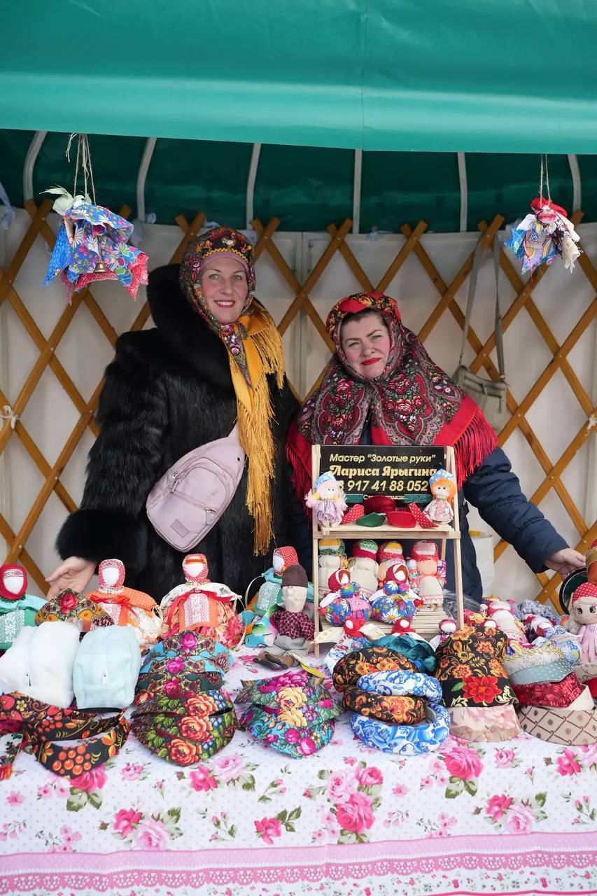 Масленичные гуляния прошли сегодня в парке им.Ю.А.Гагарина Масленичные гуляния прошли сегодня в парке им.Ю.А.Гагарина