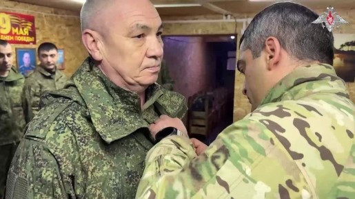 Минобороны России: Военнослужащим мотострелкового полка «Башкортостан» группировки войск «Запад» вручили государственные и ведомственные награды