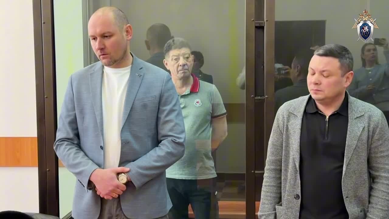 В Уфе вынесен приговор восьмерым участникам преступного сообщества из числа бывших сотрудников МРЭО ГИБДД за получение взяток