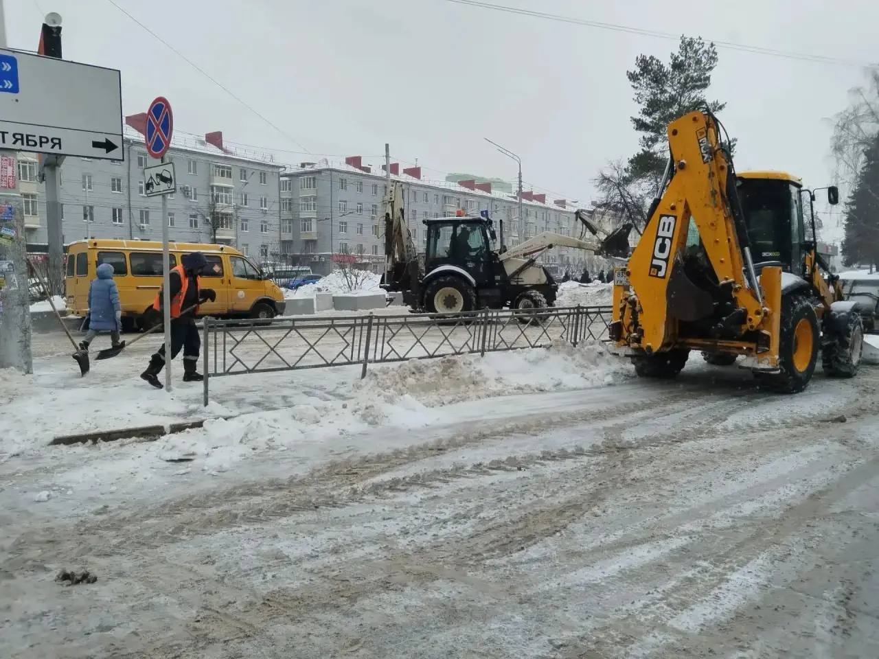Последний день зимы выдался снежным