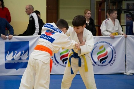 В спортивной школе олимпийского резерва прошло открытое первенство по дзюдо среди юношей и девушек, посвящённое памяти героя СВО, гвардии старшего лейтенанта Дмитрия Юрьевича Загребина и подвигу бойцов 11-й отдельной...