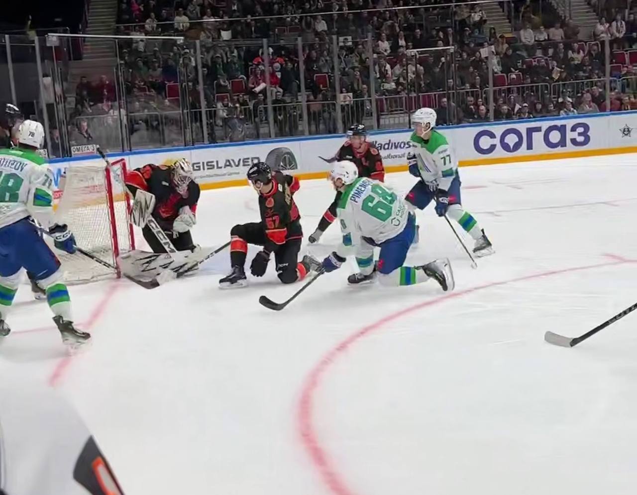 «Салават Юлаев» упустил победу в матче с «Адмиралом»