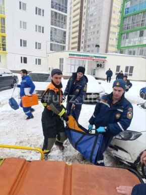 Уфимцы вытащили мужчину из Тёплого озера в Инорсе