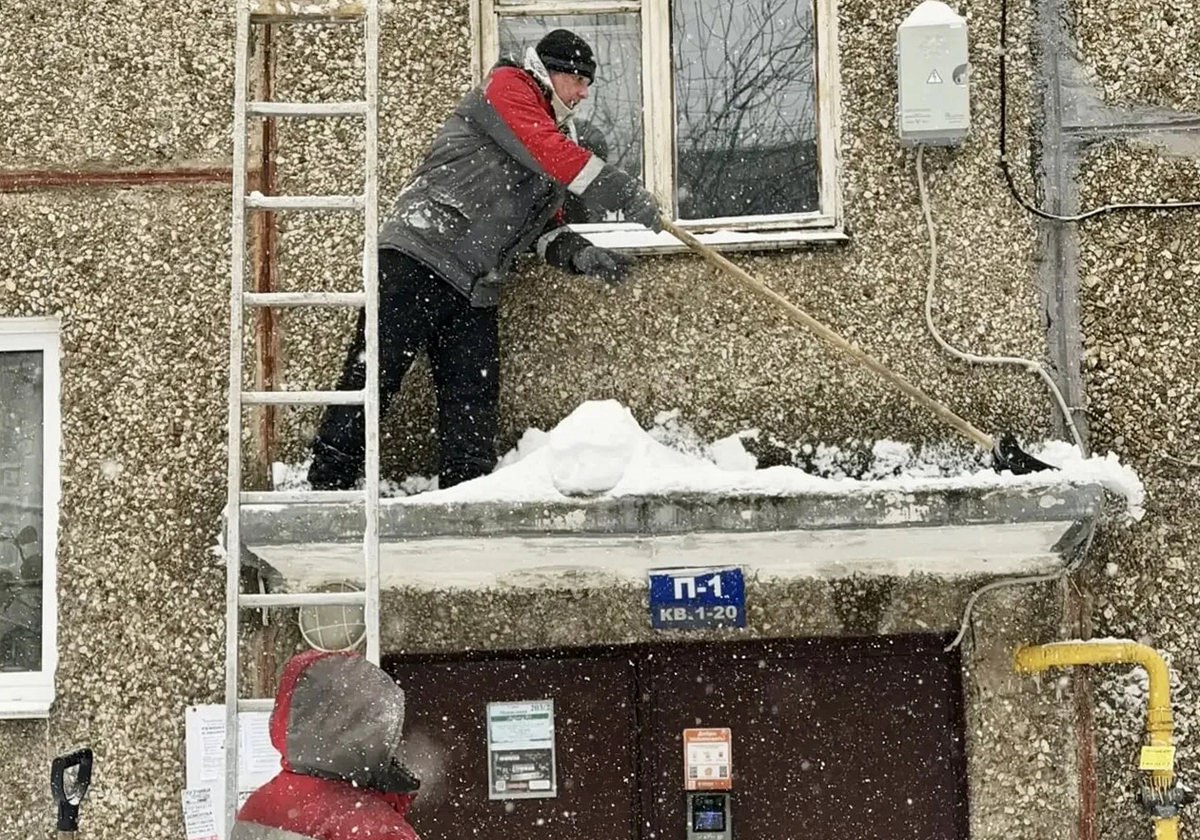 Снежные цифры. Службы ЖКХ города продолжают трудиться Снежные цифры. Службы ЖКХ города продолжают трудиться