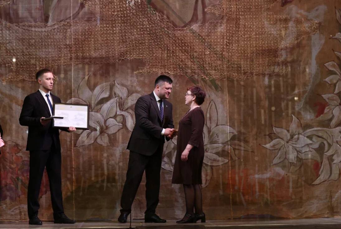 Ратмир Мавлиев: В преддверии Международного женского дня поздравили прекрасных женщин с наступающим праздником