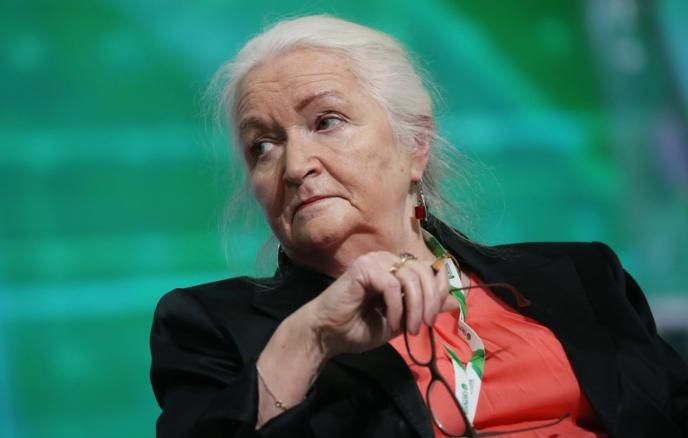 «Если вы хотите иметь хороший мозг — читайте хорошие книги, слушайте хорошую музыку и общайтесь с интересными людьми. Не хотите — делайте все наоборот»