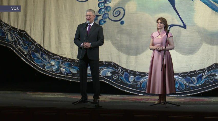 Радий Хабиров посетил благотворительный «Бал маленьких принцесс»