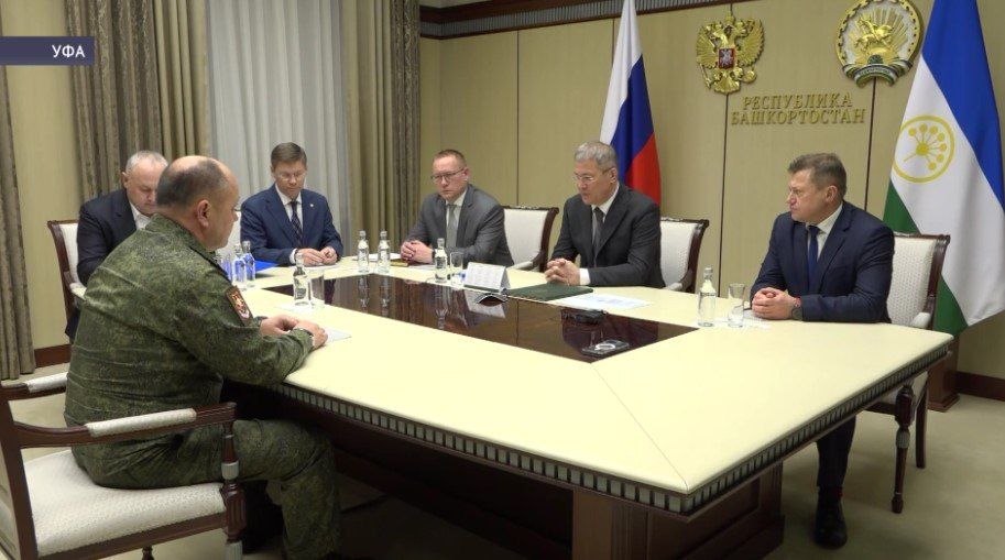 ����� ������� ������ ������� � �������-����������� �������� ���������