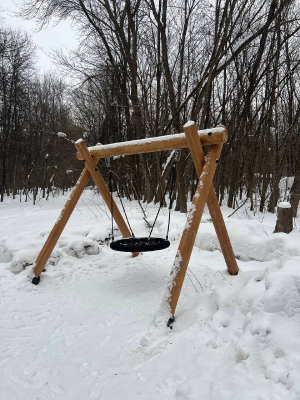 На участках #УфимскогоОжерелья установили 30 новых современных качелей