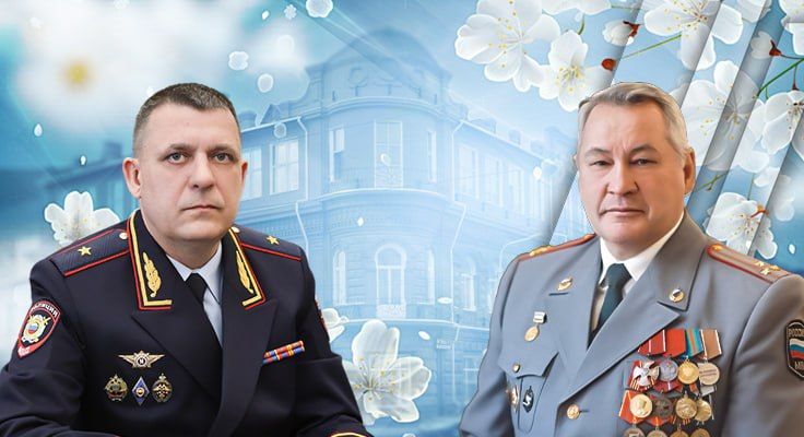 Поздравление Министра внутренних дел республики Александра Воронежского и Председателя Совета ветеранов МВД по РБ Ришата Юсупова с Международным женским днем