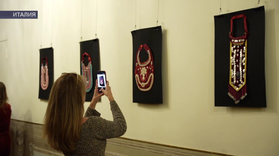 В Италии открылась выставка традиционных башкирских украшений