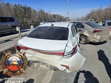 В Уфе произошло тройное ДТП