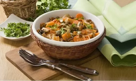 Тепло в холод: как приготовить тушёную тыкву с грибами