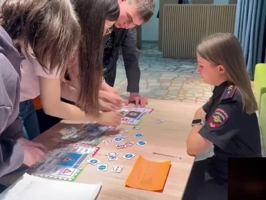 В Уфе прошёл квест по ПДД для школьников