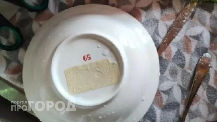 Эффективные методы удаления следов от наклеек с посуды