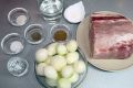 Вкусный шашлык из свинины с маринованным луком для идеального пикника