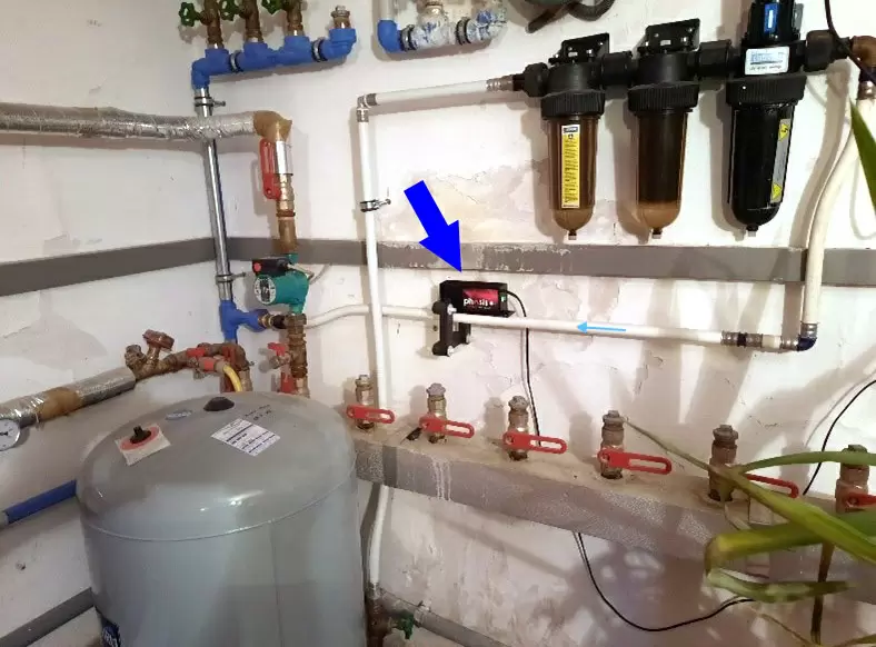 Как ферритные устройства помогают бороться с накипью в старых домах