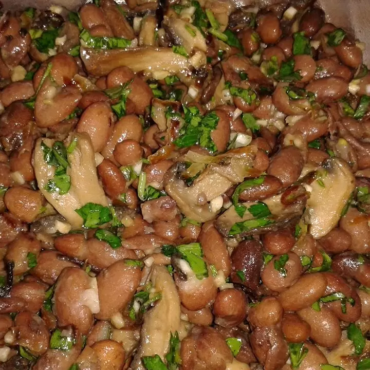 Фасоль с грибами: сытное блюдо на каждый день