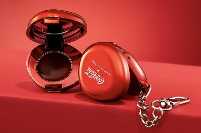 ���������, ������������� Coca-Cola: ������������ ��������� �� Bruna Tavares