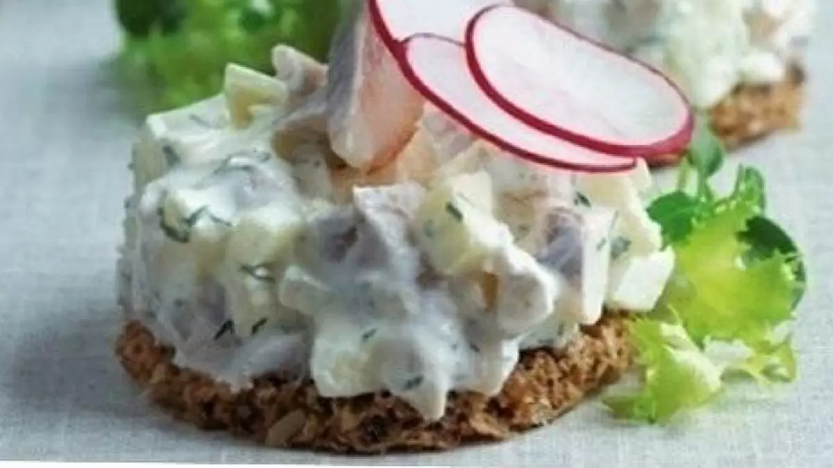 Сельдь и яблоки: оригинальный тартар для гурманов