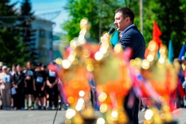 Ежегодная эстафета: победа Егора Николаева и команды сотрудников полиции