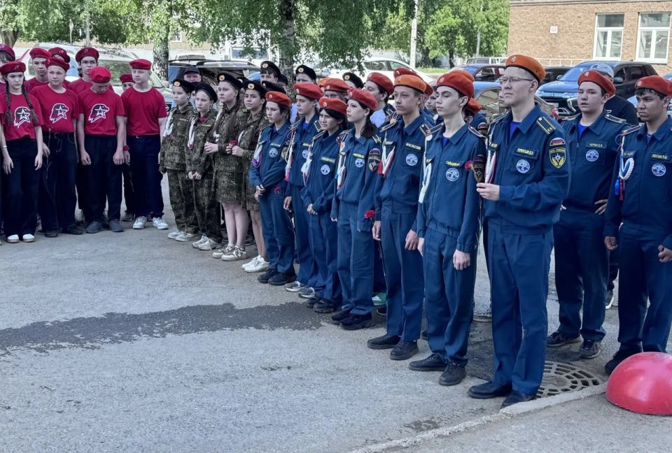 В Уфе увековечили память погибшего бойца СВО В Уфе увековечили память погибшего бойца СВО