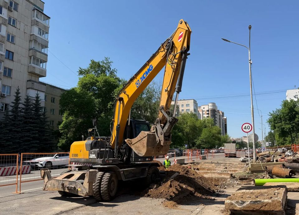 В центре Уфы обновляют тепломагистраль