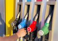 Губернатор Самарской области поручил УФАС проконтролировать цены на топливо