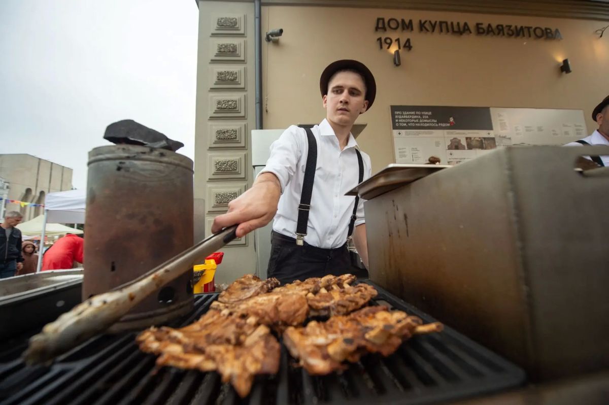 «Купец 2.0» возвращается!. В этом году фестиваль гостеприимства «Купец 2.0» пройдет с 11 по 13 сентября и станет частью большого празднования 260-летия Стерлитамака «Купец 2.0» возвращается!. В этом году фестиваль гостеприимства «Купец 2.0» пройдет с 11 по 13 сентября и станет частью большого празднования 260-летия Стерлитамака