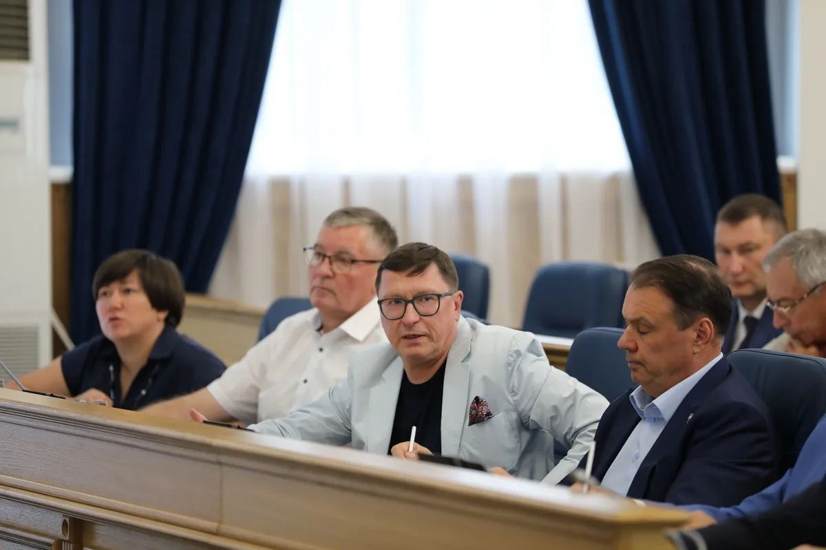 Горсовет Уфы прекратил полномочия Ратмира Мавлиева Горсовет Уфы прекратил полномочия Ратмира Мавлиева